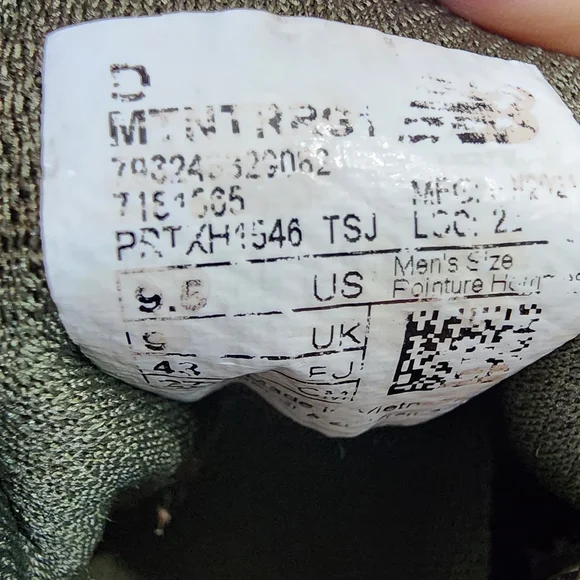 New Balance Men's Olive and Black Athletic Shoes - Picture 4 of 4